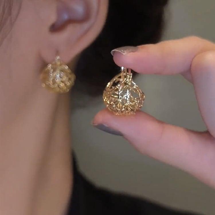 Fashion Cutout Earrings - dressowy