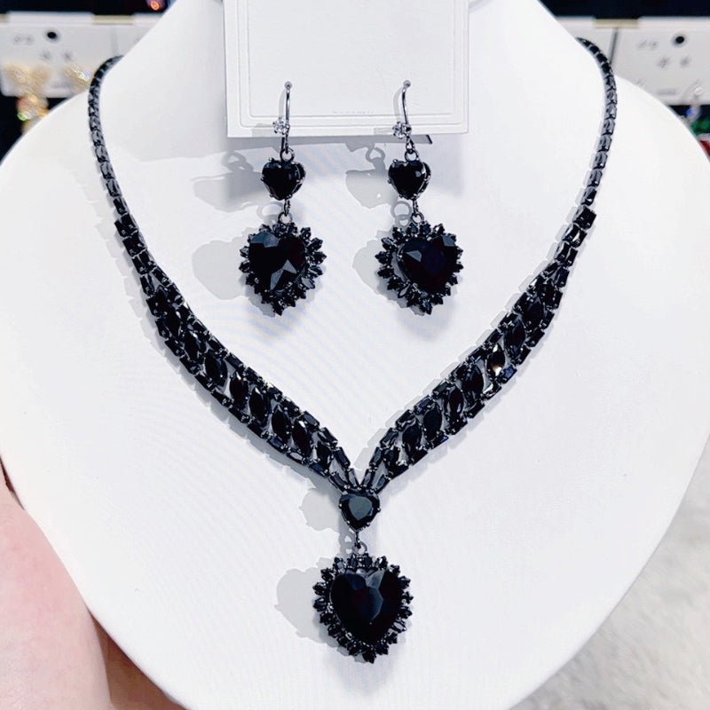 💎 49% OFF! ✨ Sparkling Heart Jewelry Set – Necklace & Earrings, Elegant, Lightweight 💖